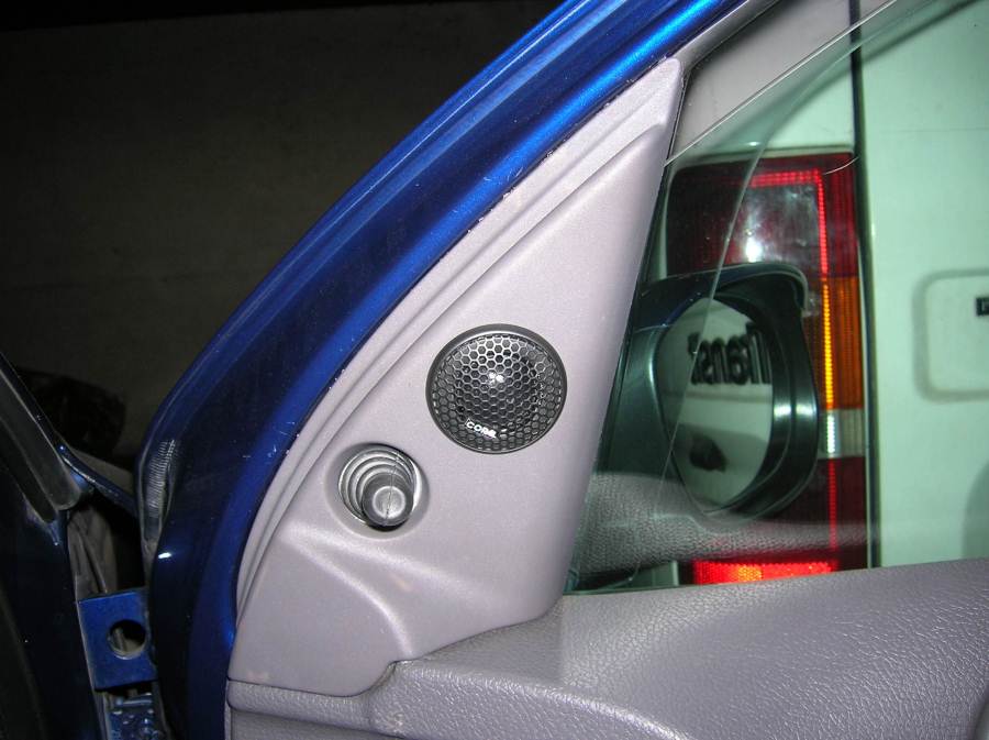 [Immagine: 20101024225145_DSCN4817.JPG]