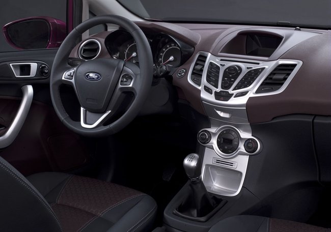 [Immagine: 20091024131850_nuova-ford-fiesta_6.jpg]